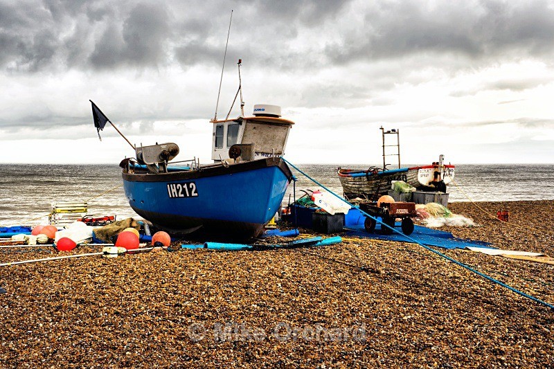 IH212 Fishing Boat - Aldeburgh Beach -Suffolk - Seascapes