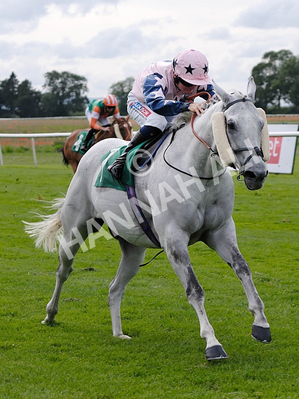 260724-Race 6-Brian The Snail-03 - Race 6