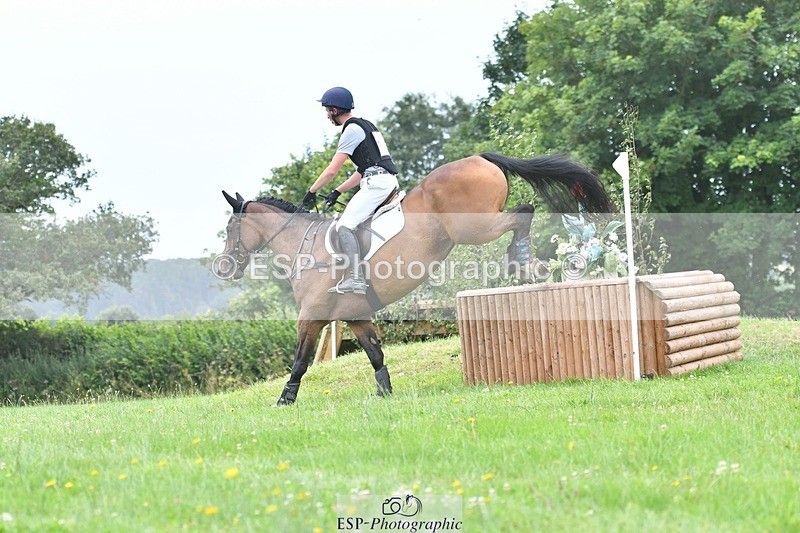 240803-113010-03204 - 107-Thomas_Hawke-ECLIPSE