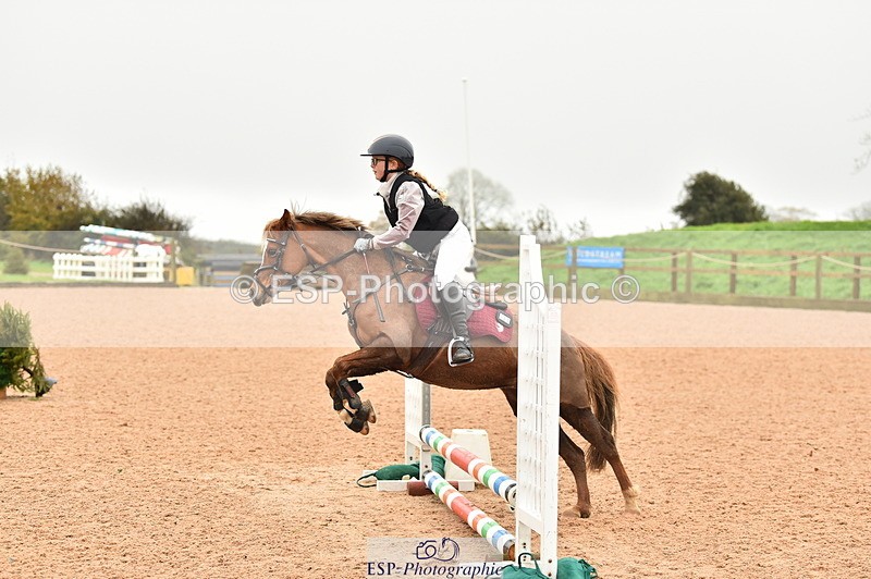 231118A-092032-00795 - Cls 16+17 Club and Schools 60cm