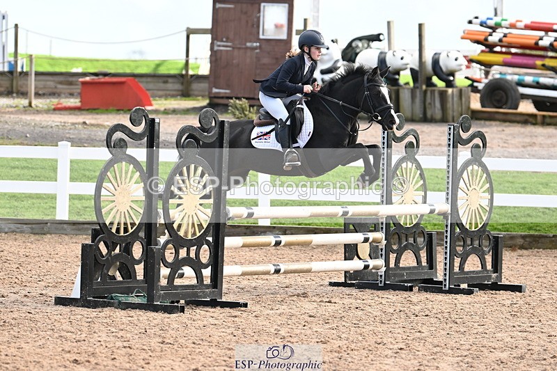 241026A-115003-00801 - SAT Cls 8 Pony Discovery and 90cm Open