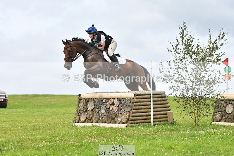 240804-112302-11764 - 412-Tilly_Swanton-QUINTUS_GRANDIA_Z