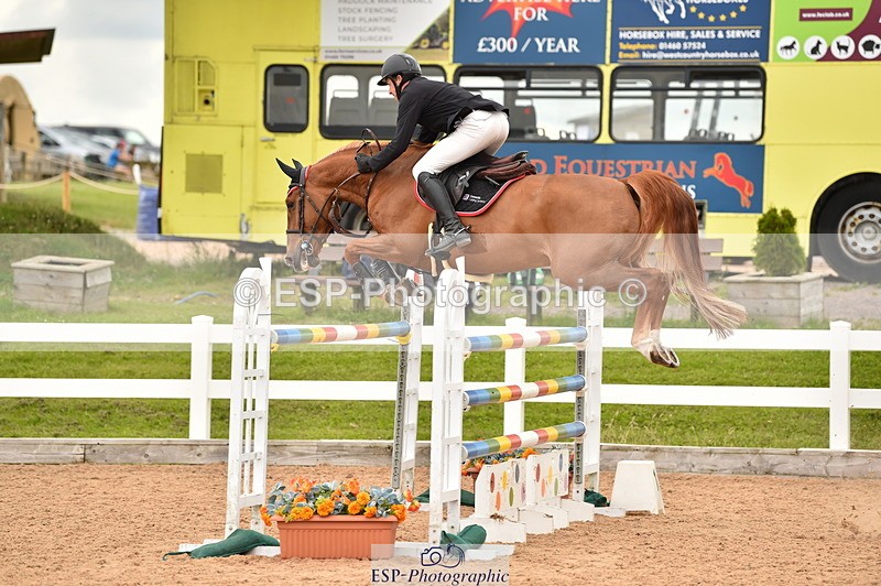 230720A-134718-03186 - Cls 21, 1 Star Gold 1.30m