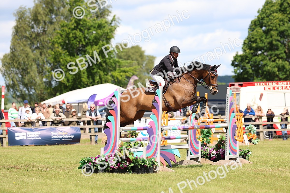 SBM_13816 - Class 206 - Senior Newcomers - 1.10m Open