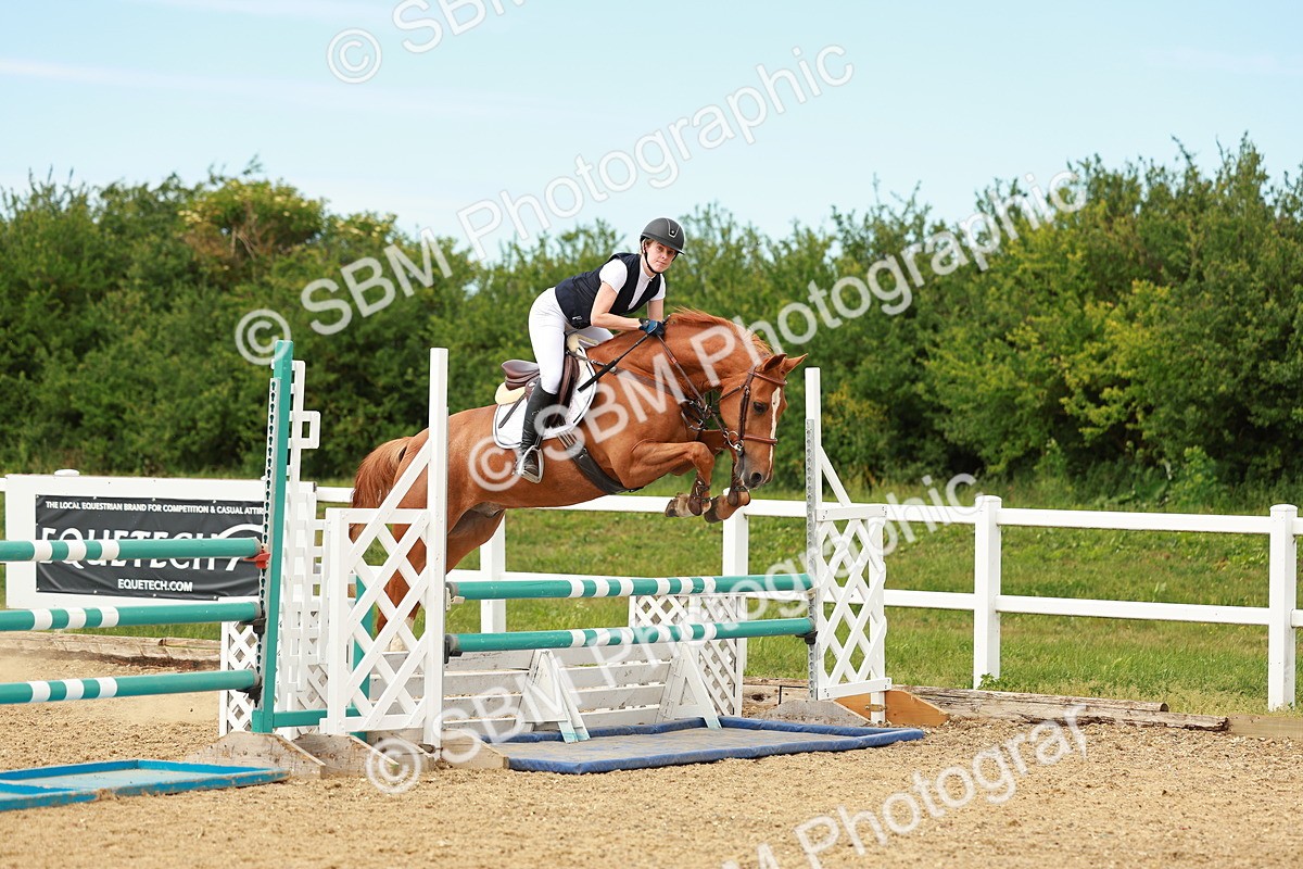 SBM_002308 - Class 4 - Senior Newcomers - 1.10m