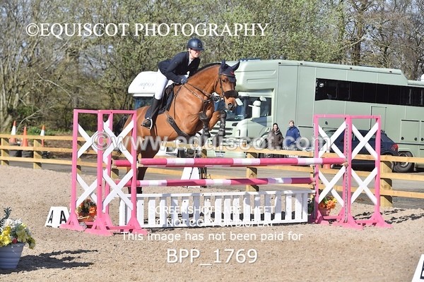 BPP_1769 - CLASS 18 SUN Senior Newcomers/ 1.10m Open