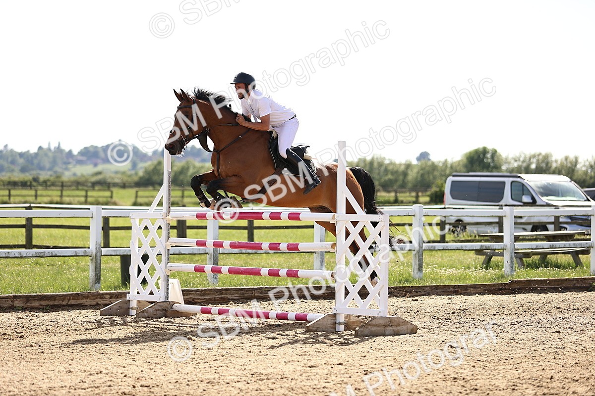 SBM_003091 - Class 5 - Senior Foxhunter - 1.20m