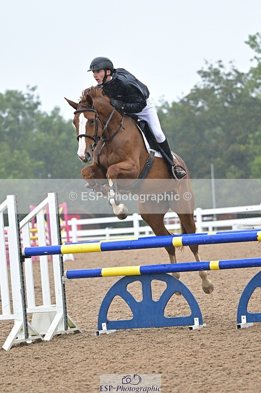 240925A-131120-00783 - Cls 4 Newcomers and 1.10m Open