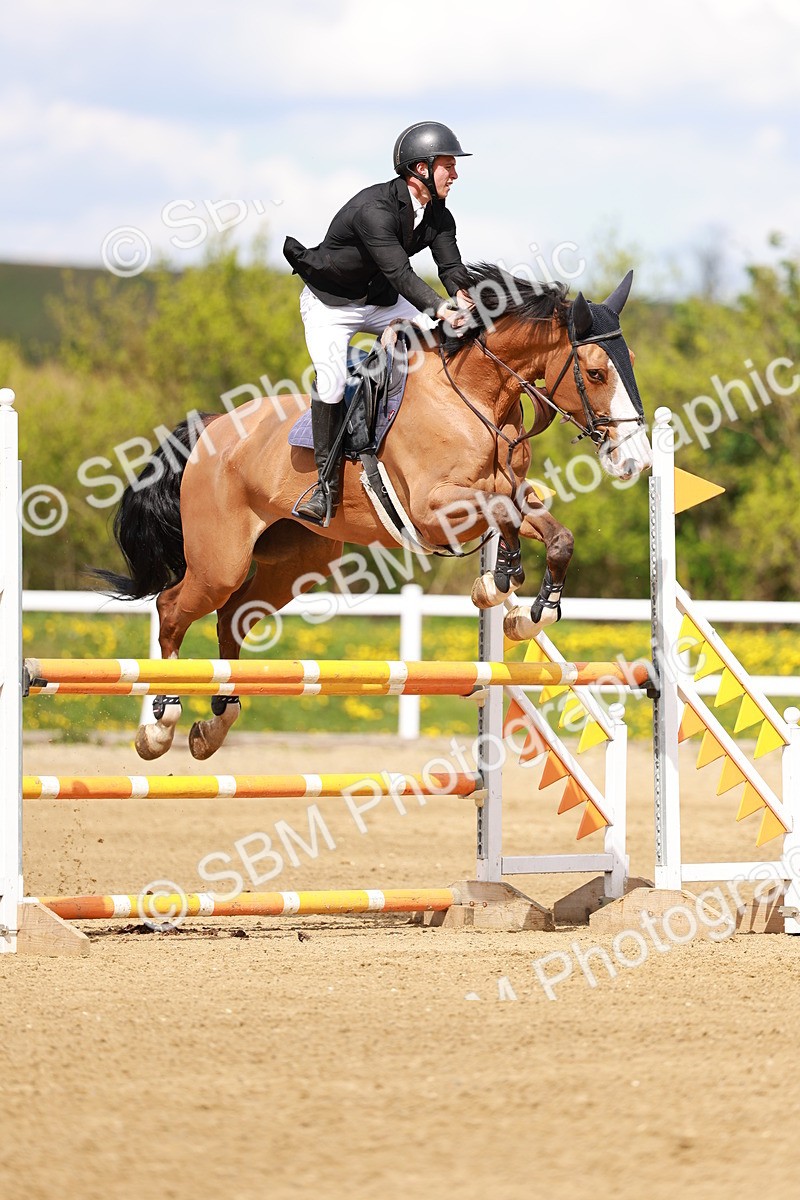 SBM_001946 - Class 4 - Senior Newcomers - 1.10m