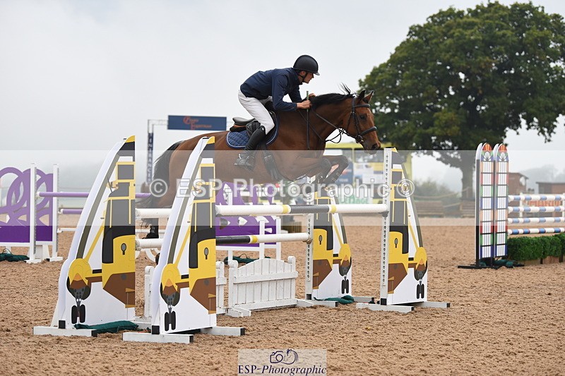 230916A-103424-03840 - Cls 14 Snr Foxhunter