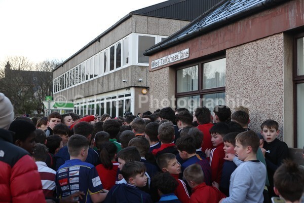 AA076622 - New Years Boys Ba'