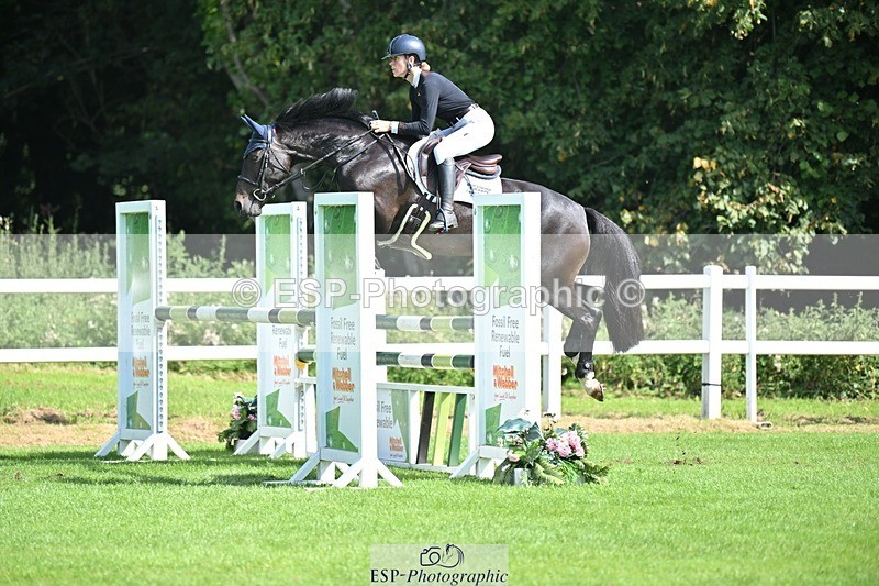 230909-121403-05416 - Cls 11 Snr Foxhunter & 1.20m Open