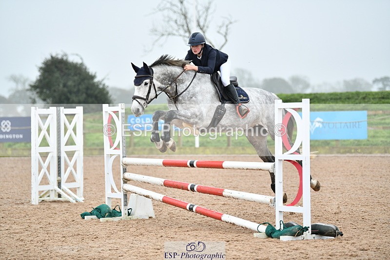 241102A-104914-04106 - SAT Cls 9 British Novice and 90cm Open