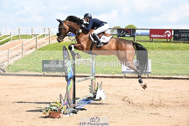 250425-130844-09338 - Cls 10 - 2 Star Big Tour L. Ranking Class - 1st Half