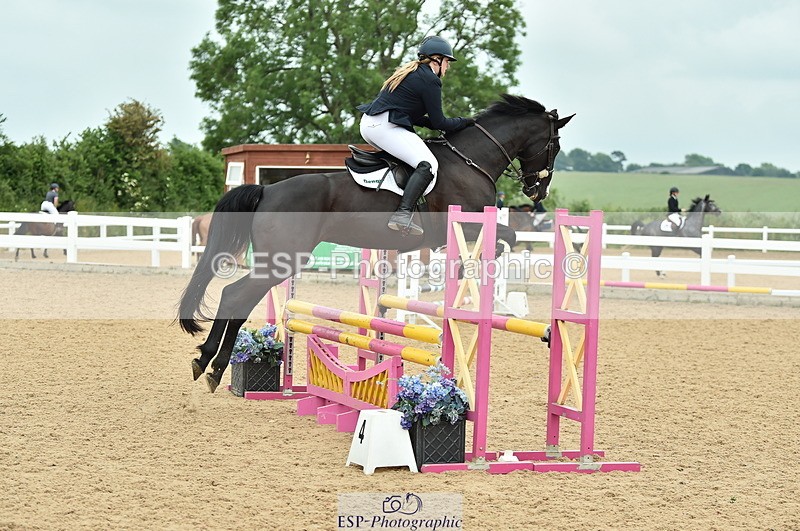 230611A-102750-04646 - Cls 32 85cm Amateur Qualifier