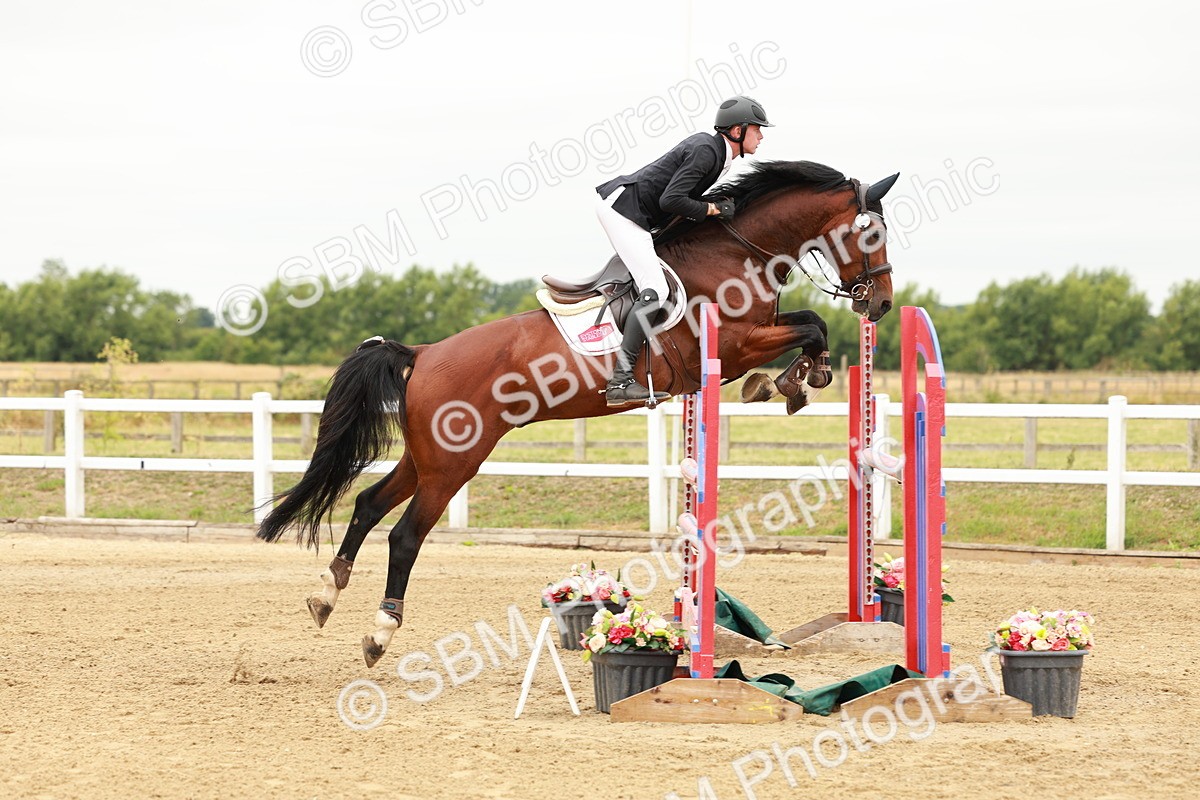 SBM_016636 - Class 20 - Senior Newcomers - 1.10m