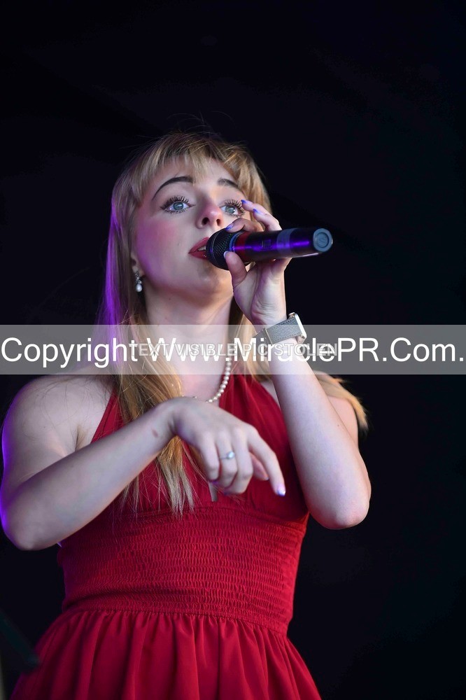 SH4_2214 - Lizzie Stanway
