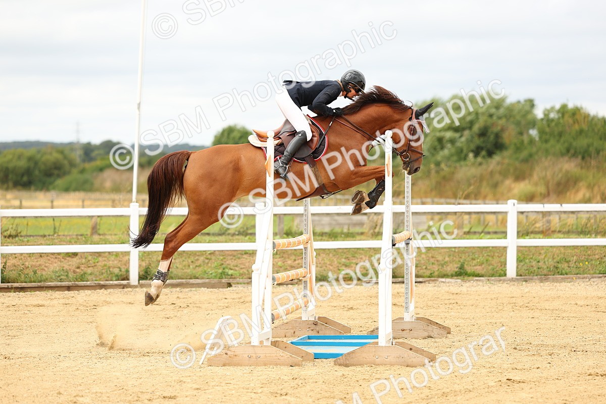 SBM_010061 - Class 3 - Senior Newcomers - 1.10m Open