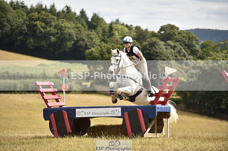 250802A-104608-01183 - B-056-Cecilia.Behagg-JOHNJOE