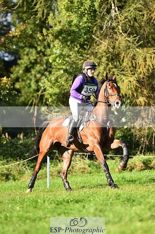 231022-152910-29361 - 359-ROSSDARRAGH.NERO-Charlotte.Rowe-XC