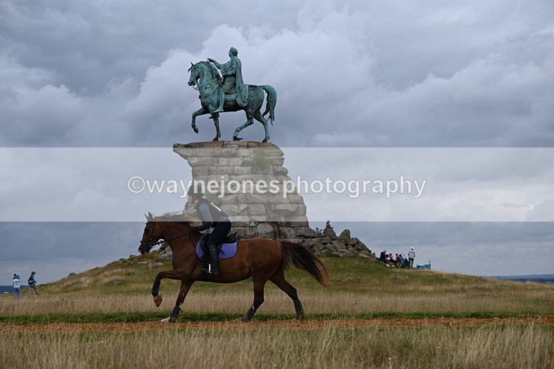 DSC_4997 - Time at Statue 11:10 to 11:42