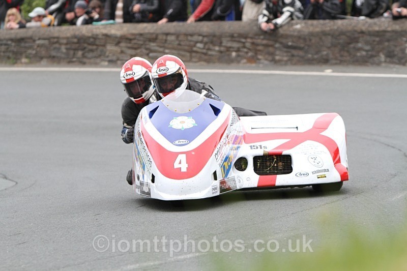  - Sidecar Race 1