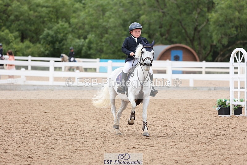 240630A-175750-16233 - Cls 28 Stepping Stones 128cm + 138cm