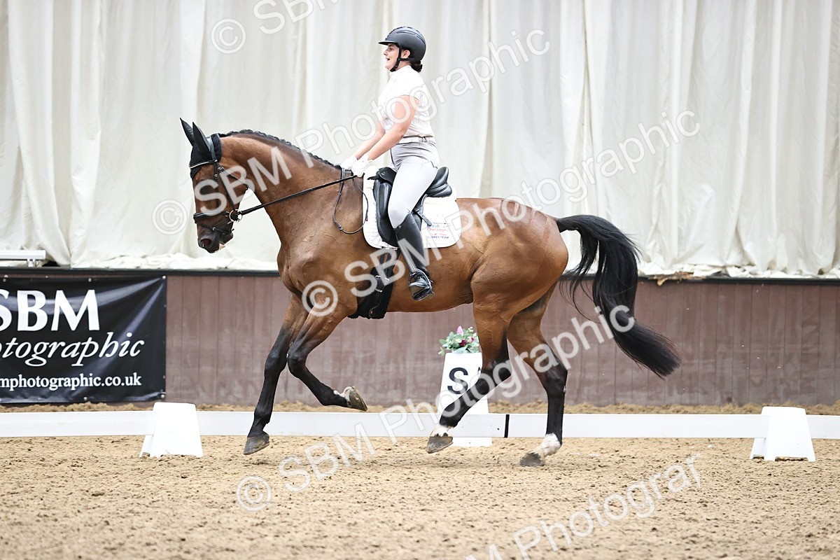 SBM_001385 - Novice 4 - 11.15-13.22