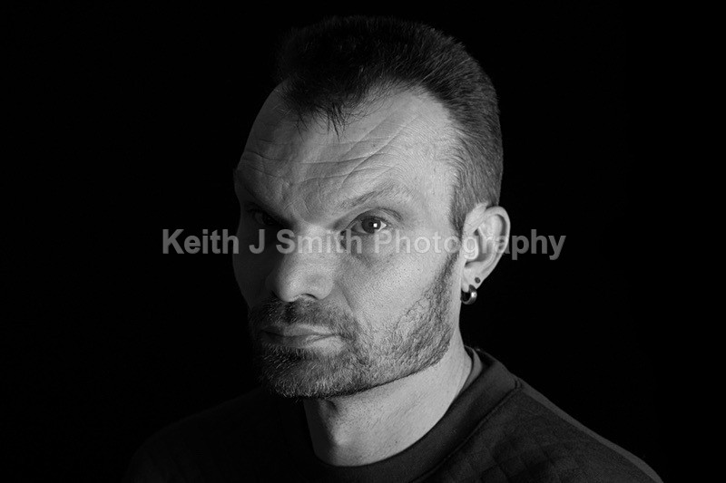 8SKJ0570BW - Profile Shoot