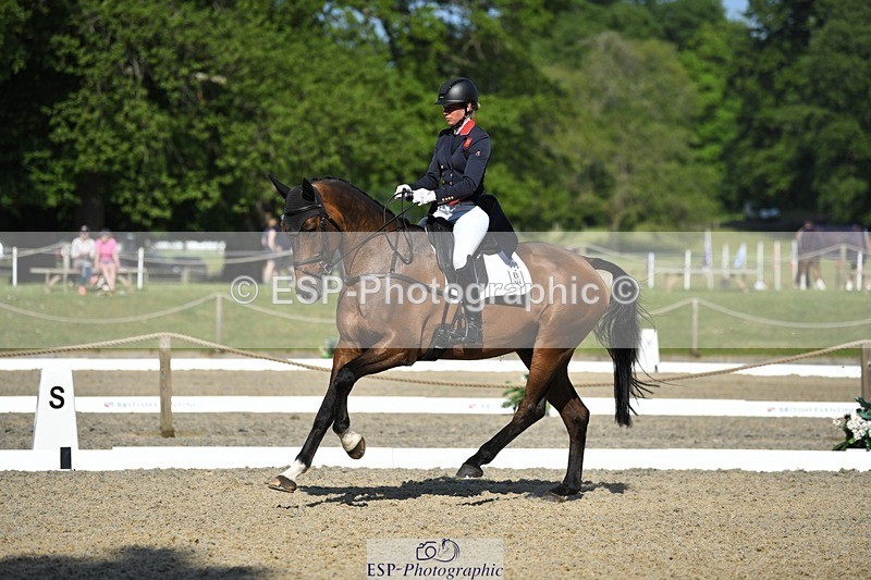 230525-092742-01604 - 305-BARRINGTON_57-Izzy_Taylor-WEDTrotUp+DR