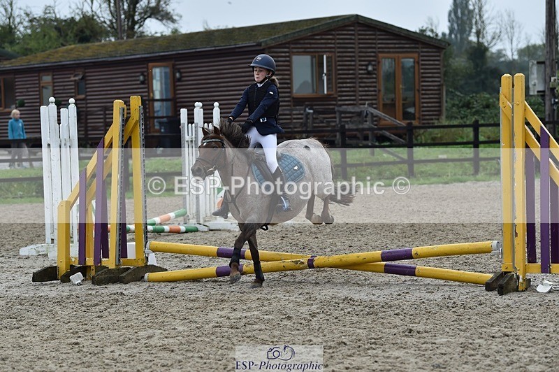 230917-102708-00459 - Cls 01 40cm LR Assisted & unassisted