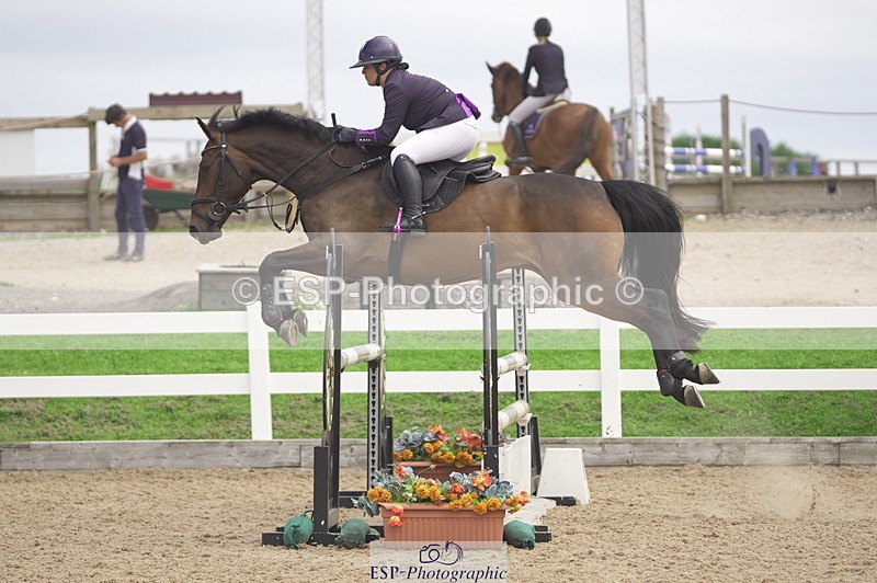 230810A-133024-02433 - Cls 4 1.05m Amateur Quali