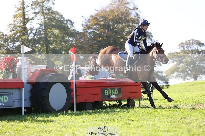 241026-111740-12271 - 373-Isabelle.Thwaite-BEACH.LADY