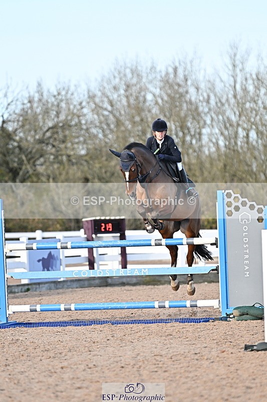 241113A-140323-00783 - Cls 05A&B Snr Fox & 1.20m Open