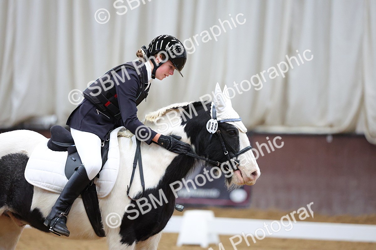 SBM_000475 - Class 2 - Intro 3 - Championship 9.54-10.50