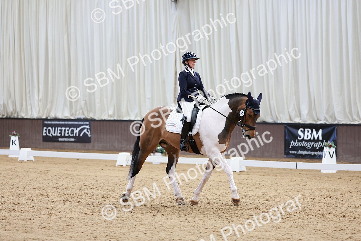 SBM_008198 - Class 6b - Novice 6 - 9.28-10.41