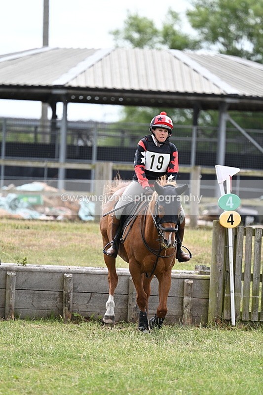 WJ7_5416 - 60cm XC Time 10:17 to 10:49