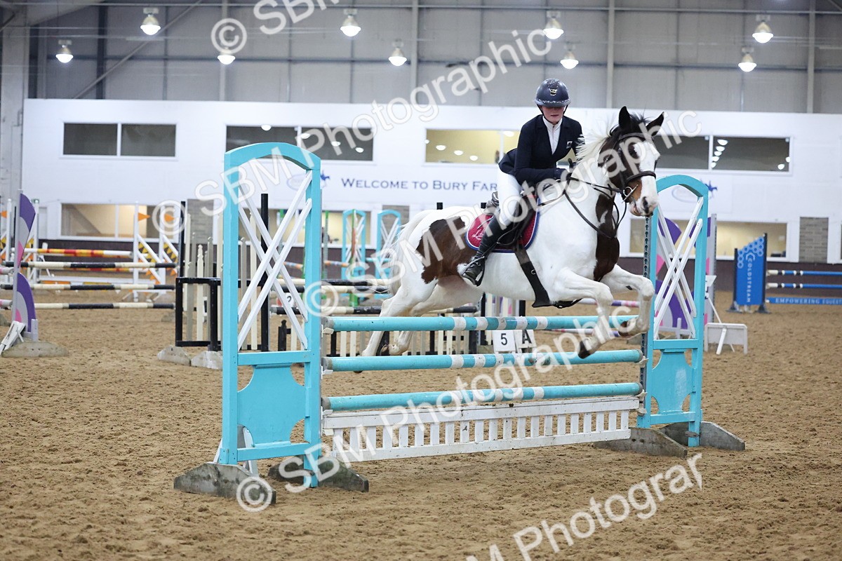 SBM_003144 - Class 11 - Blue Chip Pony Newcomers - 1.00m Open