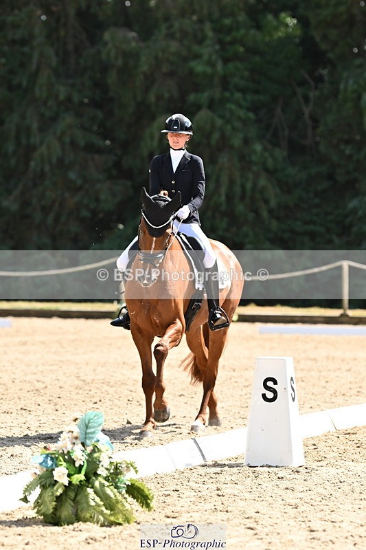 250808A-150356-01236 - 087-Lily.LaughtonZalando