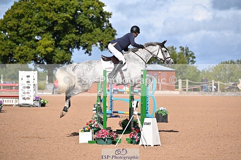 250912-103439-03933 - Cls 15 Snr Foxhunter