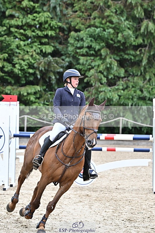 250524A-130642-11216 - D-402-Isabelle.Cook-CYMOON.F.Z