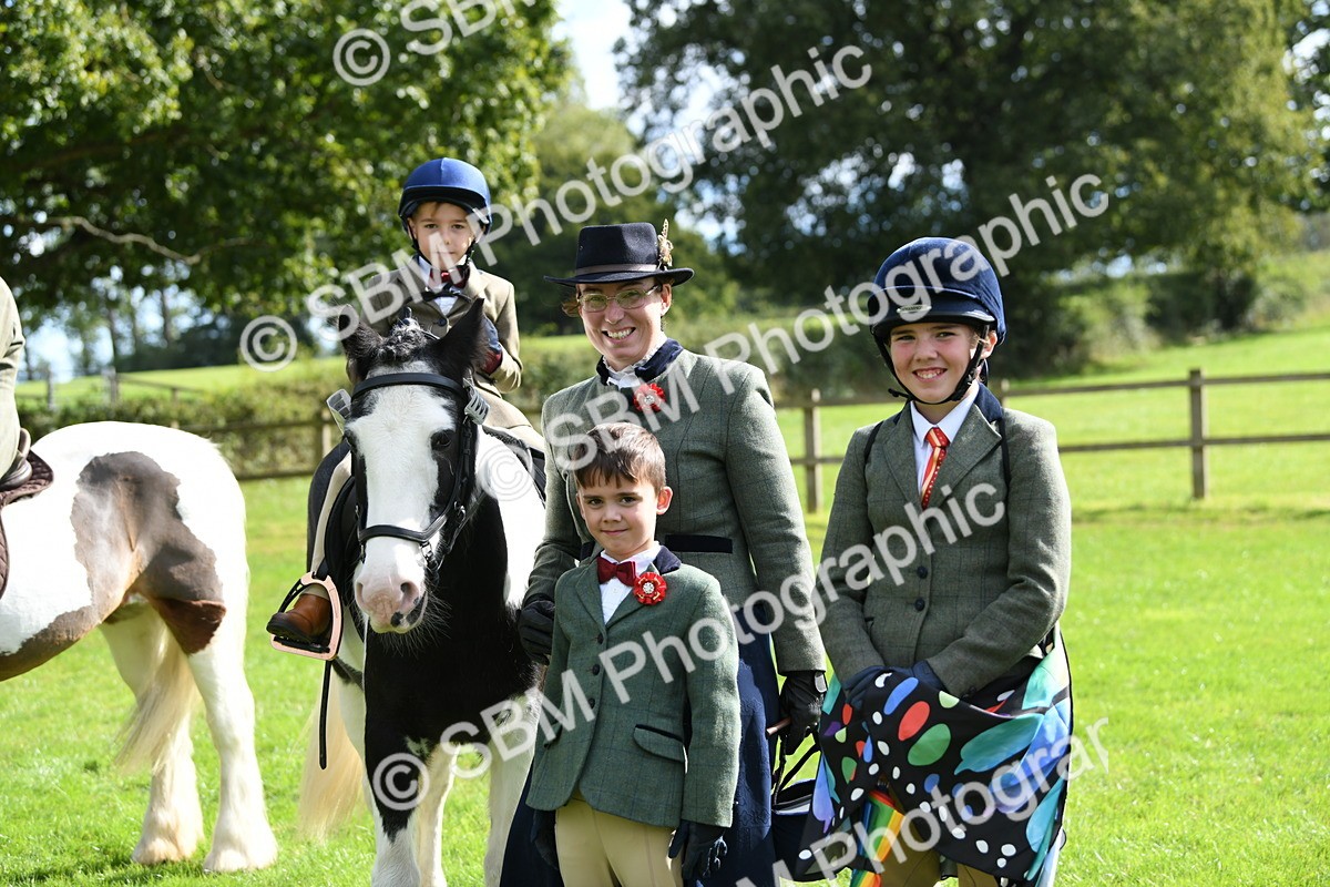 SBM_47171 - S12 - Family Horse & Pony