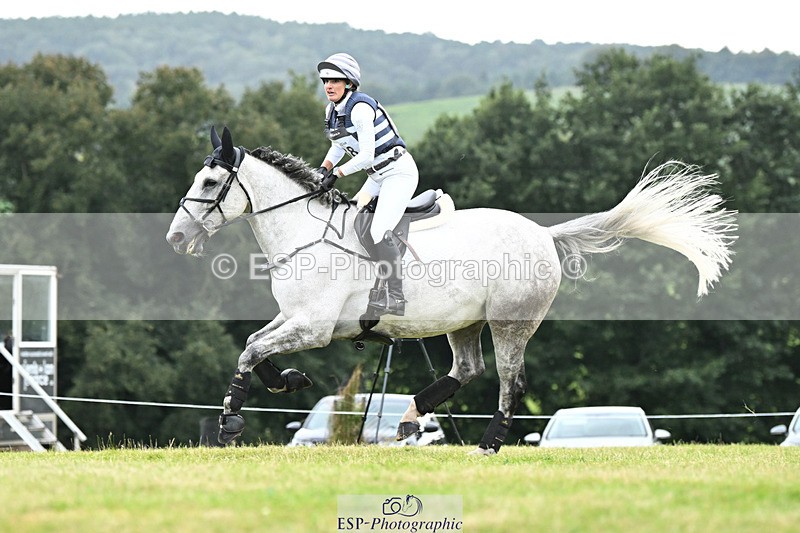 240825X-180507-38123 - 80cm XC 17.30 to End