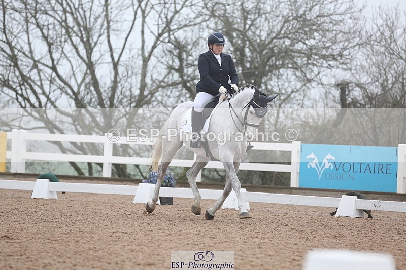 240217A-100414-00909 - 179-Sophie.Gregory-Lady.Lucydale