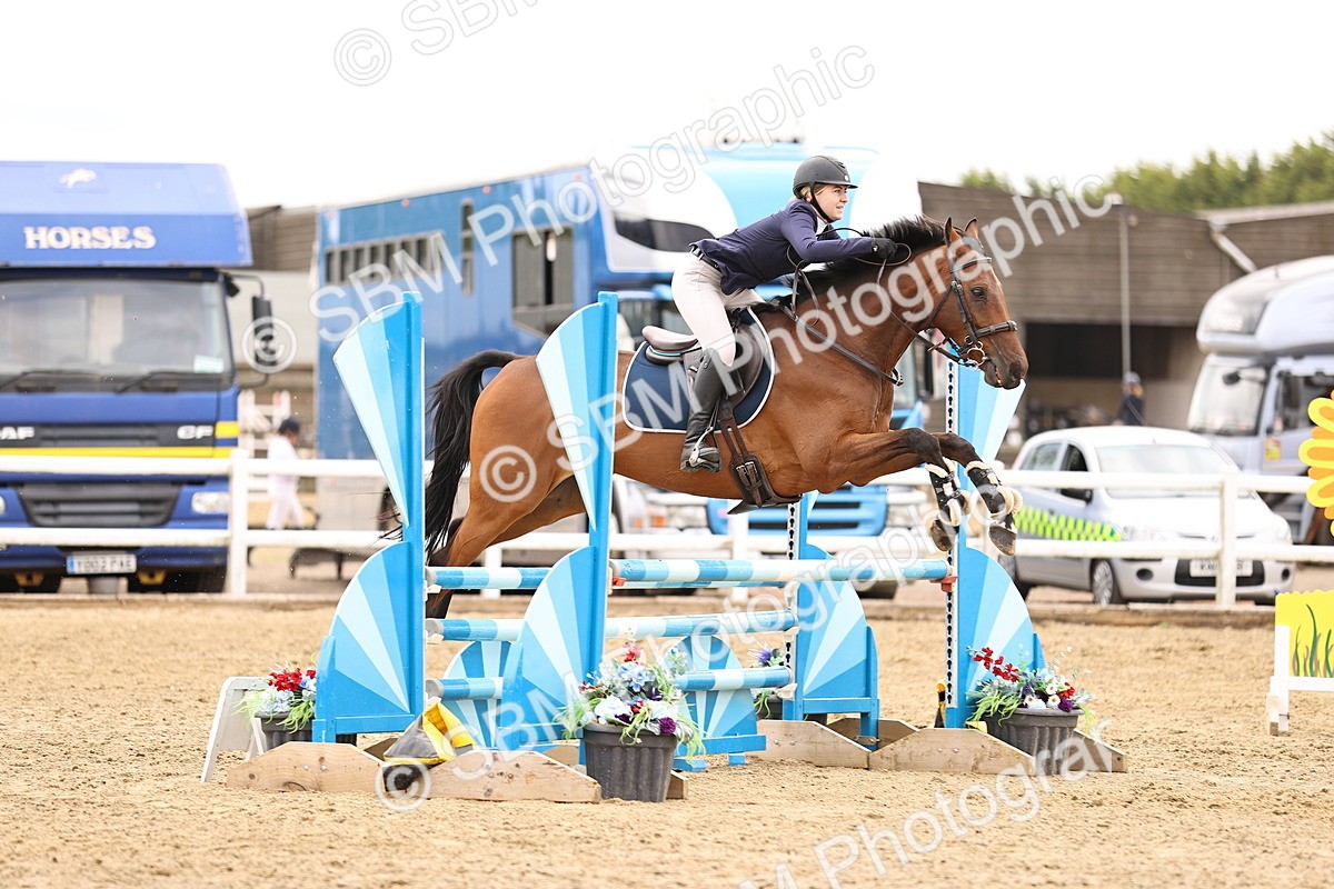 SBM_012911 - Class 13 - Senior British Novice - 90cm Open