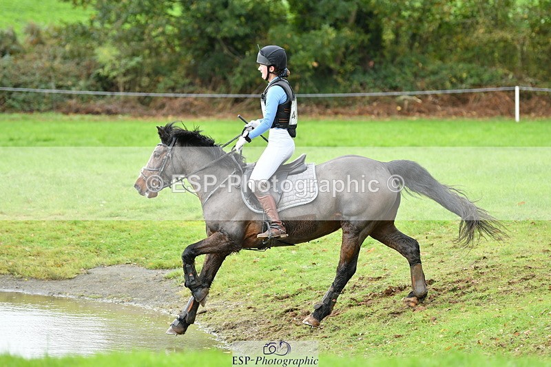 251025A-132053-19953 - F-466-Amber.Golley