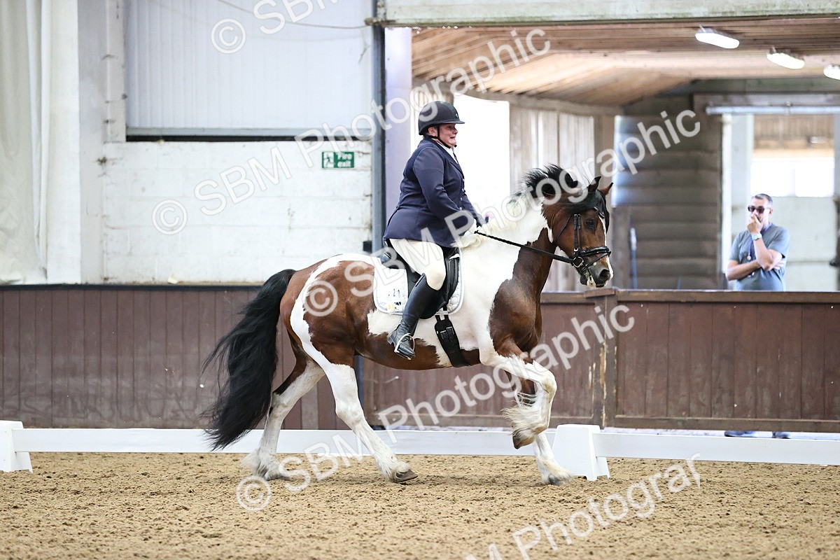 SBM_000485 - Novice 4 Warm Up