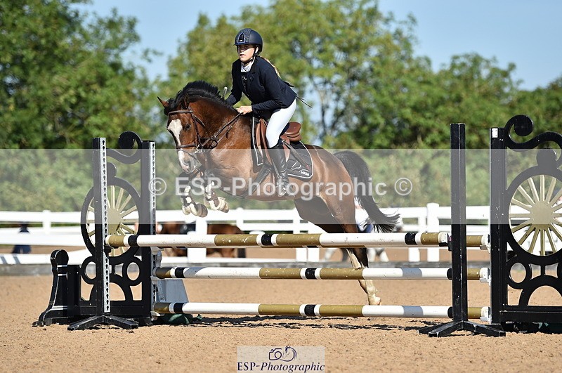 230903A-105304-04055 - Cls 18 Pony Brit Novice & 80cm Open