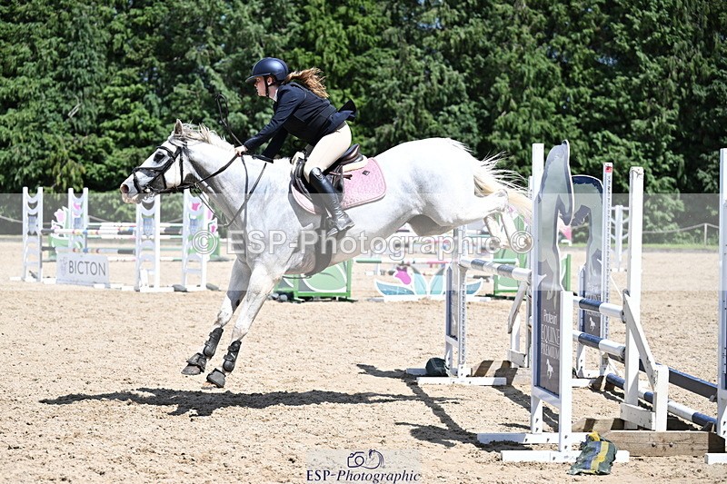 260705A-143023-20382 - Cls 52 Snr 1m 05 GP Jump Off