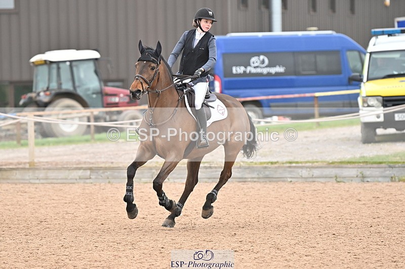 240405A-142134-01944 - Cls 5 National 1.30m Open